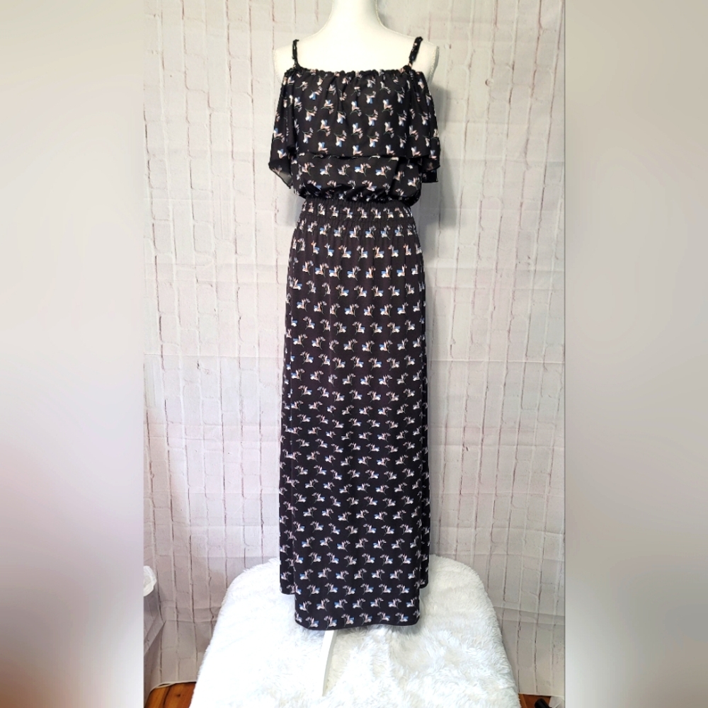 NWT Bella Berry Off-Shoulder Floral Maxi Dress